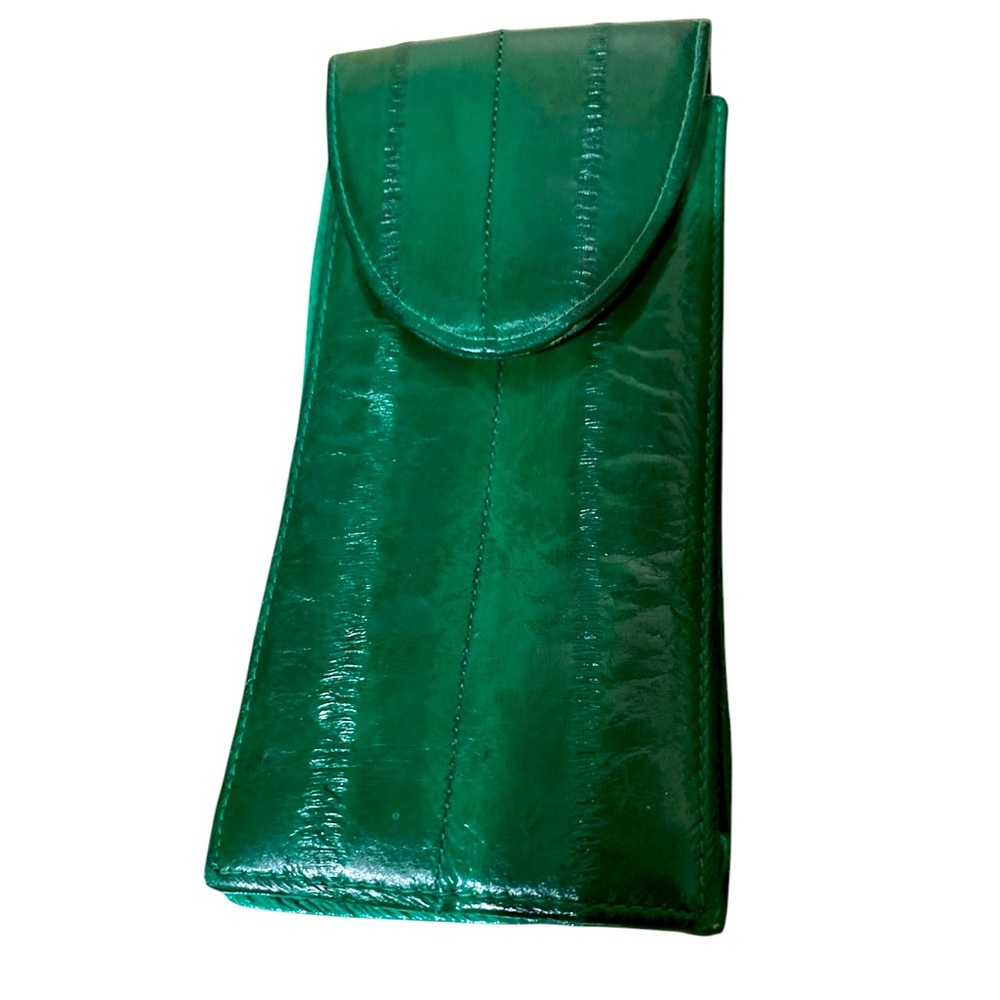 Vintage & Absolutely stunning genuine Eel skin glasses case!